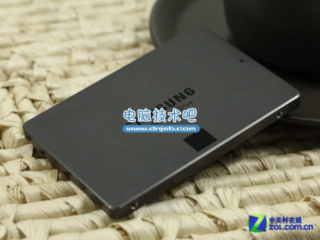 三星 SSD 840 EVO（250GB） 外观图 