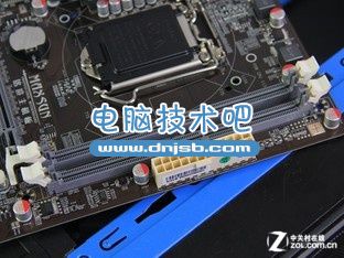 铭瑄MS-B85U3 Pro 内存插槽图 