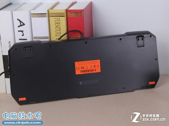 雷柏 V700黑色 外观图 