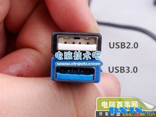 如何辨别U盘是USB2.0还是USB3.0？