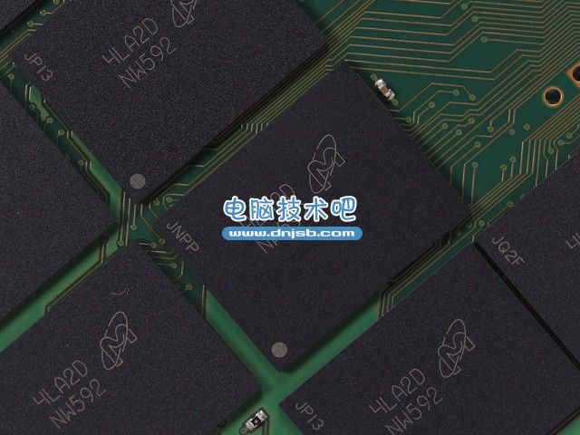 杰出入门作品 观英睿达MX100 128G SSD