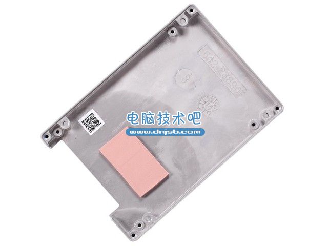 杰出入门作品 观英睿达MX100 128G SSD