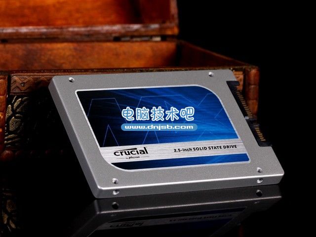 杰出入门作品 观英睿达MX100 128G SSD