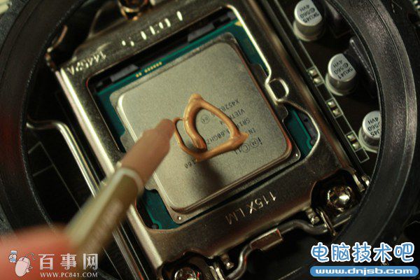 CPU散热器安装教程