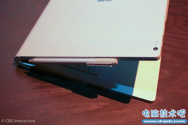 甩MacBook Pro几条街 Surface Book笔记本图赏