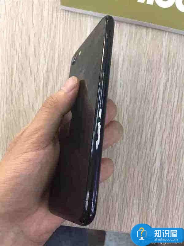 iPhone7磨砂黑为什么会大面积掉漆 iPhone7磨砂黑大面积掉漆详情介绍