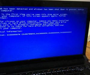 电脑突然闪蓝屏的解决方法 电脑屏幕闪过之后蓝屏怎么办
