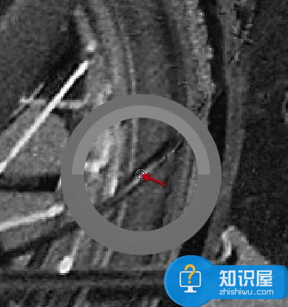 如何利用ps软件修复破损严重的照片?