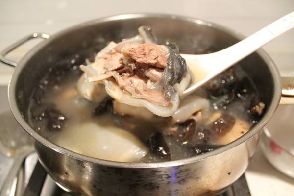 清热养阴清炖甲鱼汤的做法 清炖甲鱼汤怎么做