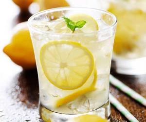 经期可以泡柠檬水喝吗 长喝柠檬水的好处