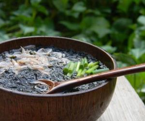 虾皮紫菜汤怎么做好喝 虾皮不能和什么一起吃