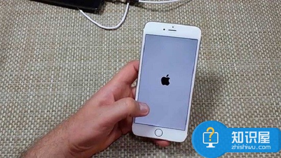 iphone手机死机怎么强制重启 苹果iphone死机重启不了怎么办