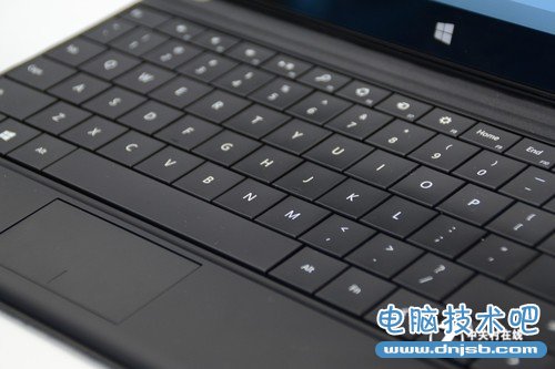 苏宁全球首发 微软宣布Surface中国上市 