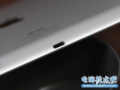 赠100元券 苹果iPad 4京东报价3688元 