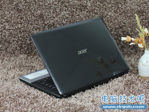 Acer E1黑色 外观图 