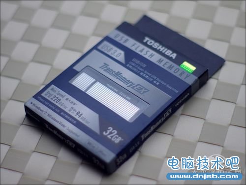 极速U盘 vs SSD