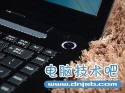 传统PC也疯狂 东芝Satellite S40外观评测